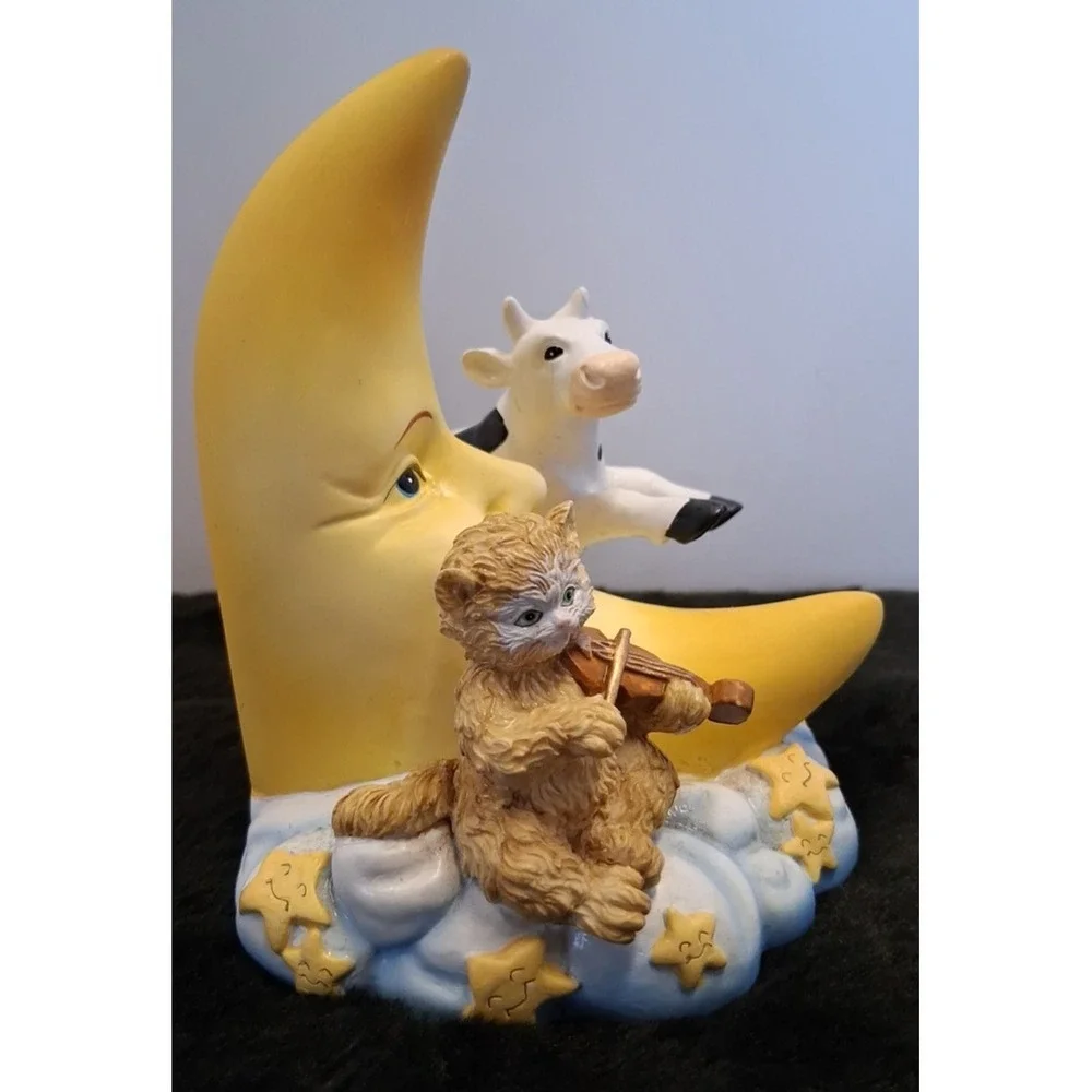 Hey Diddle Diddle Cat & the Fiddle Cow Jumped Over the Moon Bookends